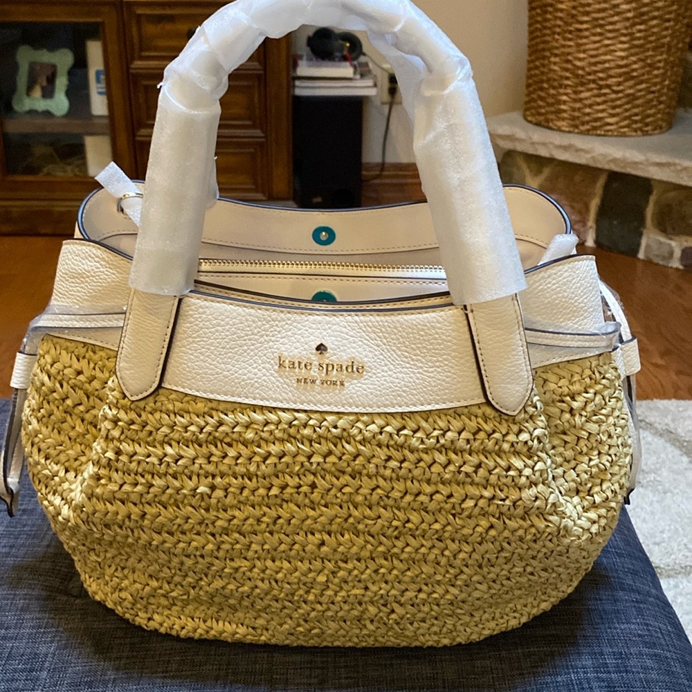 Brand new Kate spade handbag.
